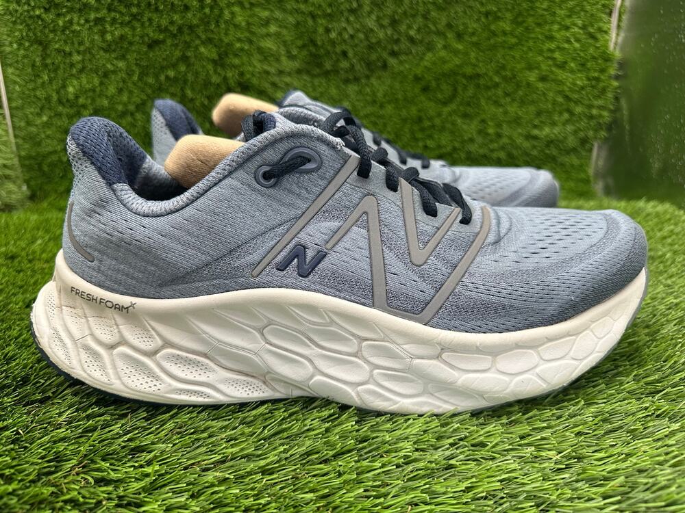New Balance Fresh Foam X More V4 MMORAG4 Athletic Sneaker Men's 11 Gray Mesh Gym